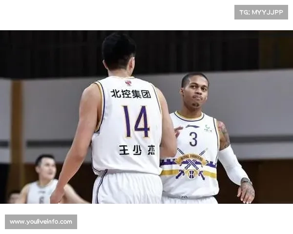 吉林77-74险胜福建，防守大战比分胶着